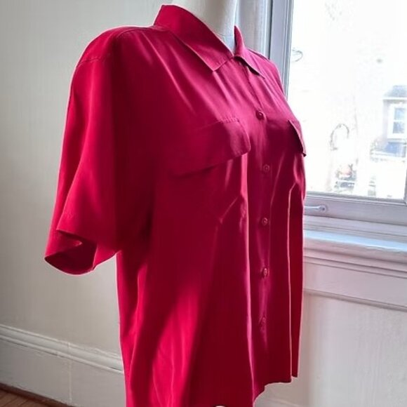 The Spadina Poppy Blouse - Picture 2 of 3